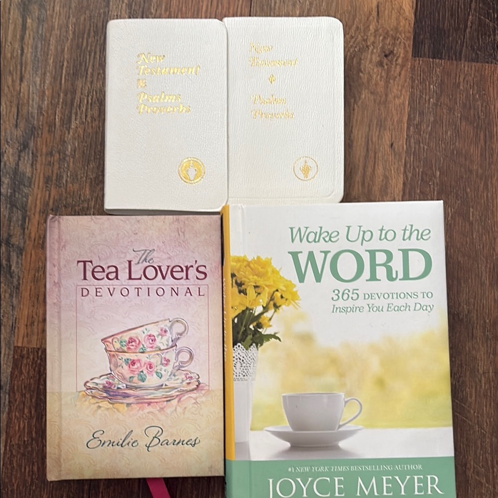 Inspirational Devotional Book Set